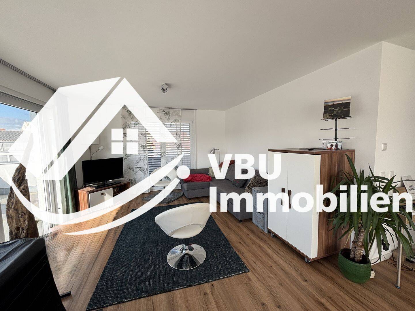 VBU Immobilien – Penthouse-Highlight: Großzügige Dachterrasse für unvergessliche Momente, 74336 Brackenheim