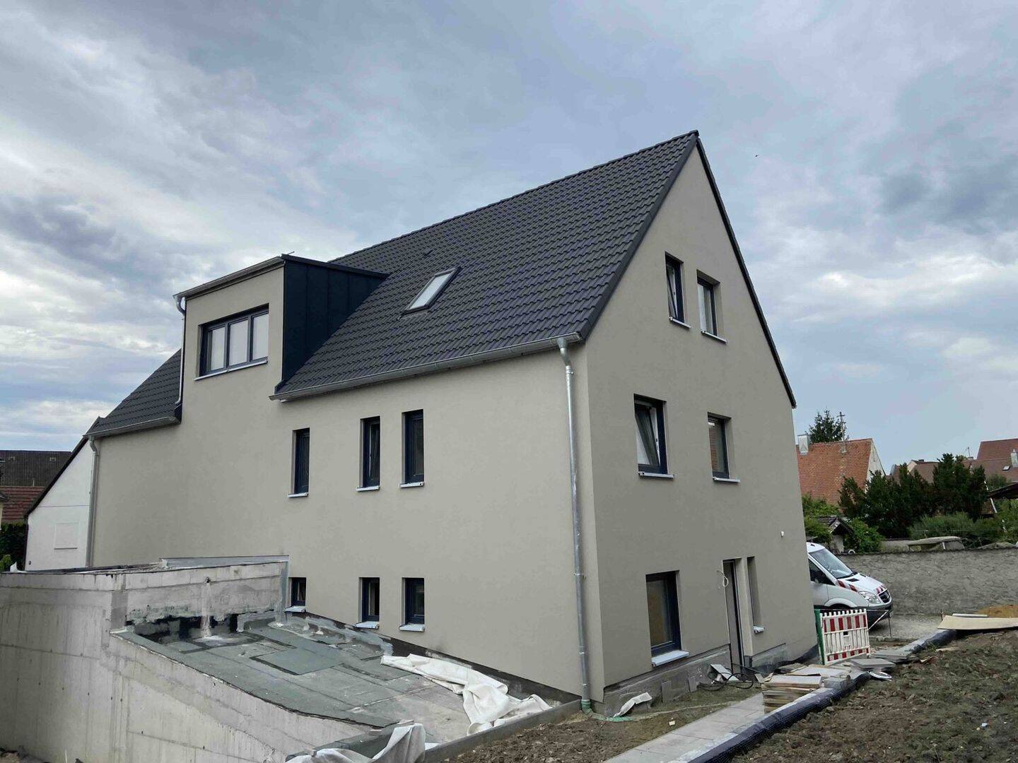 Neubau Obergeschoss-Wohnung mit Tiefgarage in Pförring, 85104 Pförring