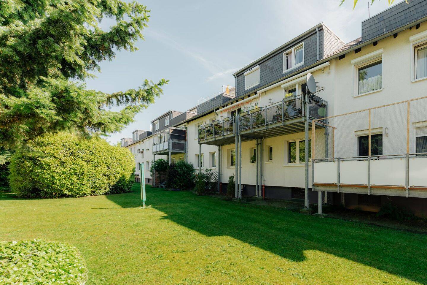 Attraktive 3,5-Zimmer-Wohnung | Balkon | Garage | ca. 77,5 m² Wohnfläche, 40764 Langenfeld (Rhld.)