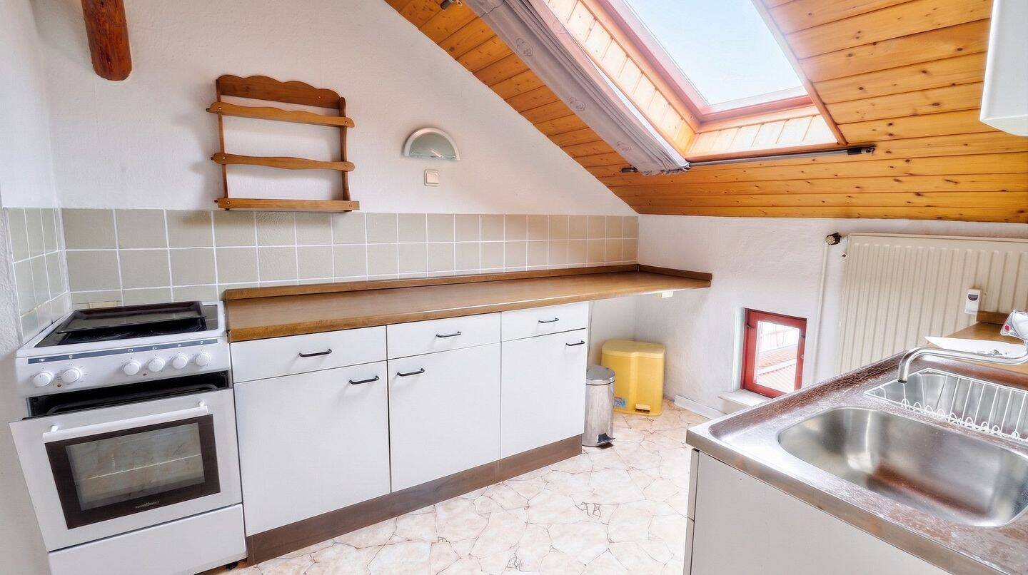 Dachgeschoss-Wohnung mit EBK im Herzen von Mühlhausen, 99974 Mühlhausen/Thüringen