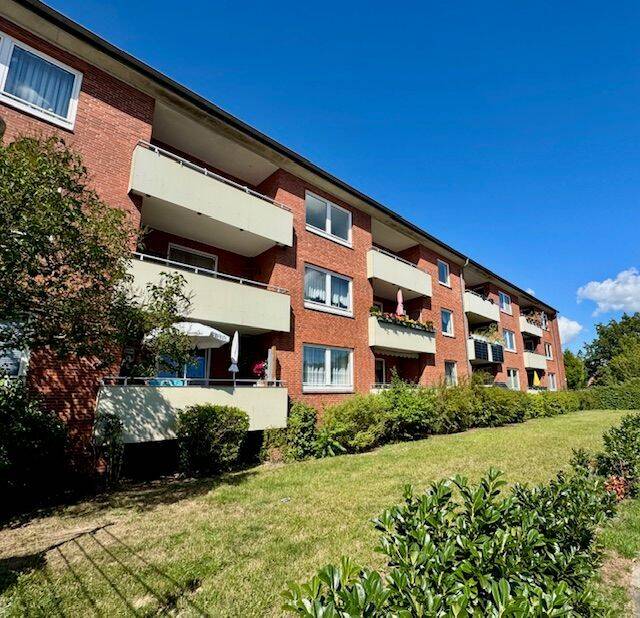 Familienfreundliche 4- Zimmerwohnung – sucht Sie !, 25524 Itzehoe