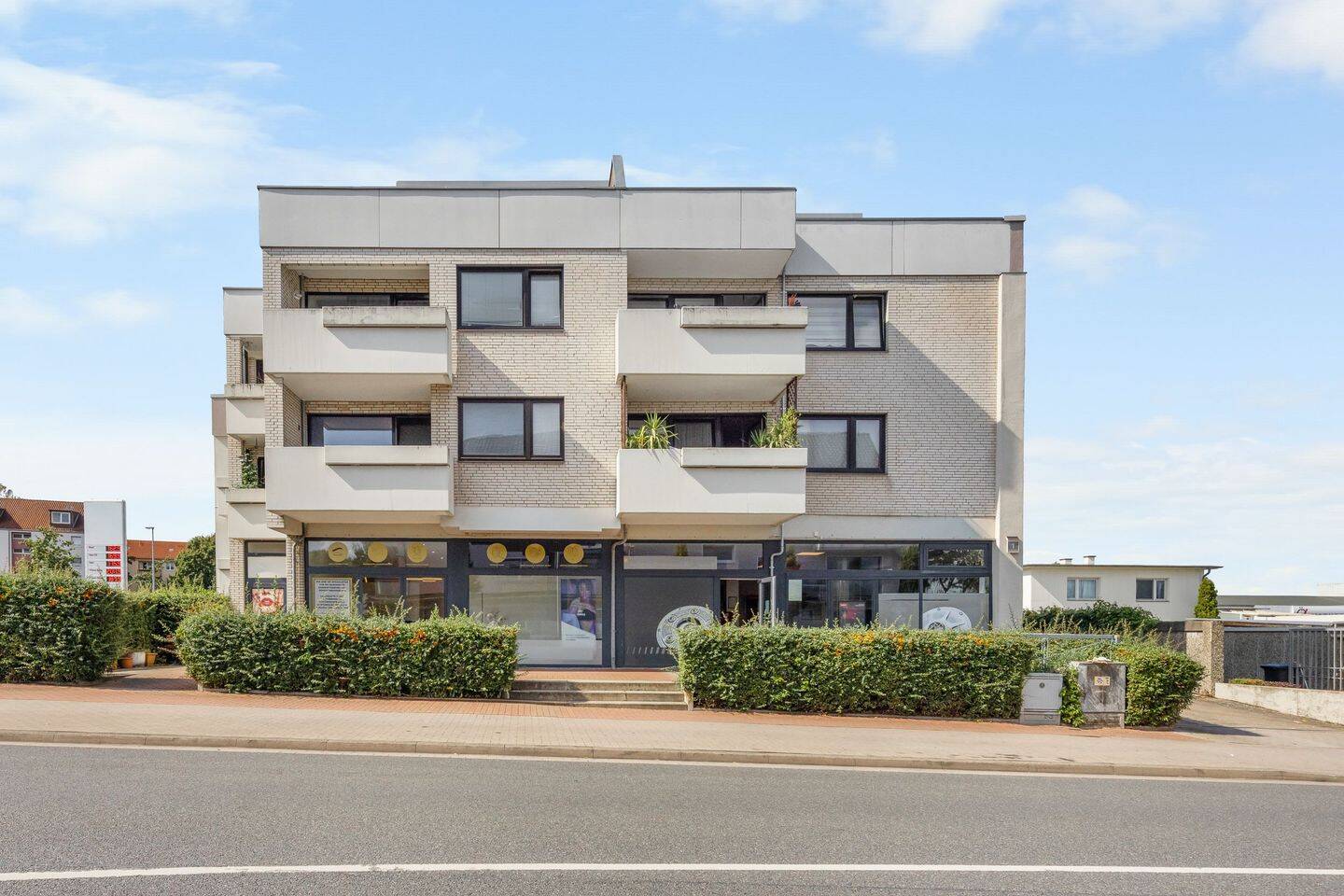 Ahlem, Nähe Wunstorfer Straße: 1-Zimmerwohnung mit Balkon und Stellplatz, 30453 Hannover