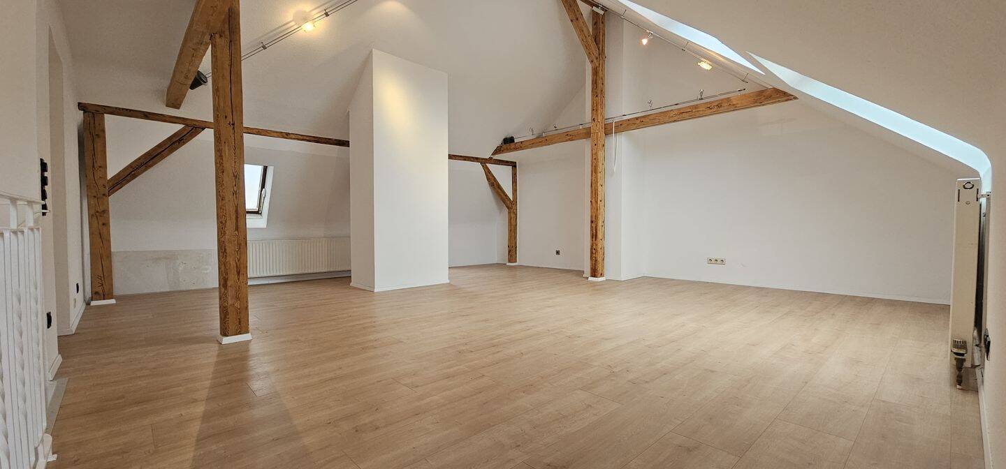 Traumhafte offene Maisonette im Niebelungenviertel mit EBK und Balkon, 90461 Nürnberg