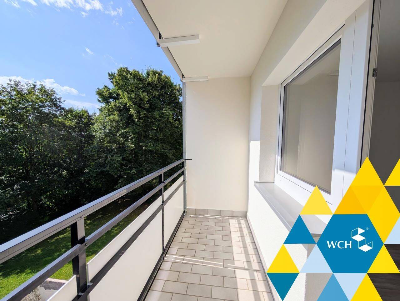 Attraktive 3-Raum-Wohnung mit Badewanne und grünem Ausblick!, 9120 Chemnitz (Altchemnitz Bernsdorf Helbersdorf Kapellenberg)