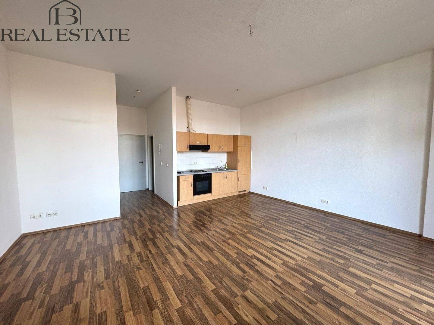 Helle 1-Raumwohnung mit Balkon & Einbauküche, 39110 Magdeburg (Diesdorf Stadtfeld West)