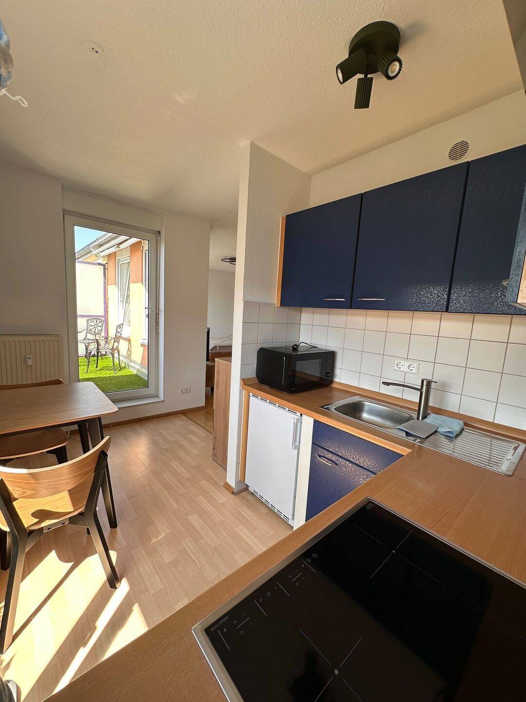 1 Zimmer-Appartement, 76189 Karlsruhe (Daxlanden Grünwinkel Knielingen Mühlburg Oberreut)