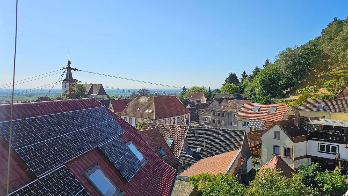 Diese Aussicht kann man kaufen ! Einfamilienhaus in gesuchter Lage !, 67434 Neustadt an der Weinstraße (Diedesfeld Hambach Neustadt-Stadt)