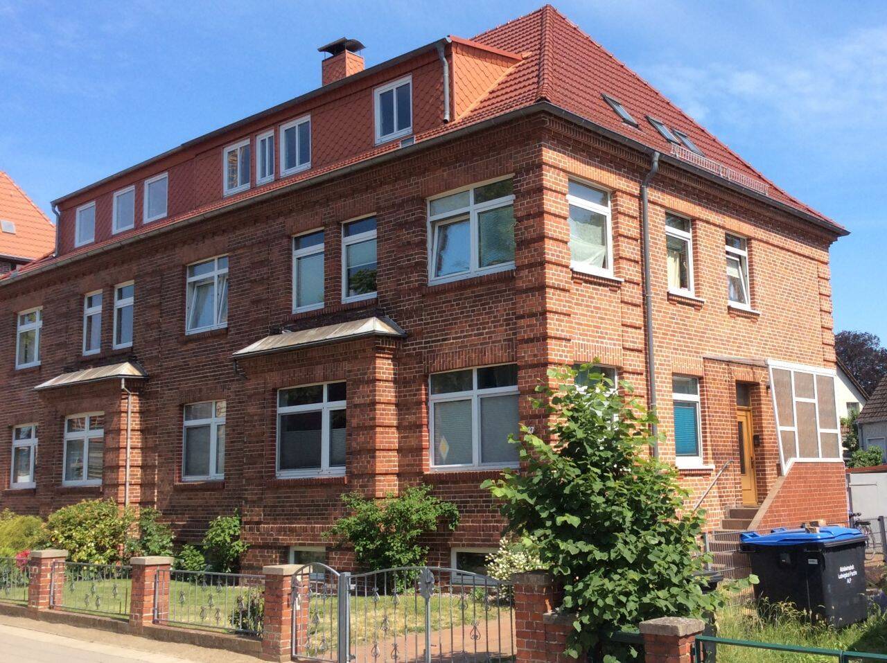 Schöne 5-Raumwohnung mit Balkon im 1.OG im Zentrum von Ludwigslust, 19288 Alt Krenzlin