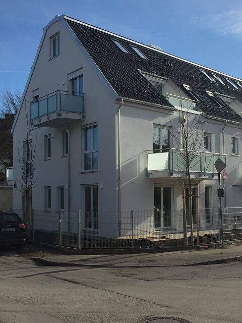 Modernes Wohnen in Bogenhausen: 3-Zimmer-Apartment mit Balkon und 95m2 Nutzfläche, 81929 München (Bogenhausen Trudering-Riem)