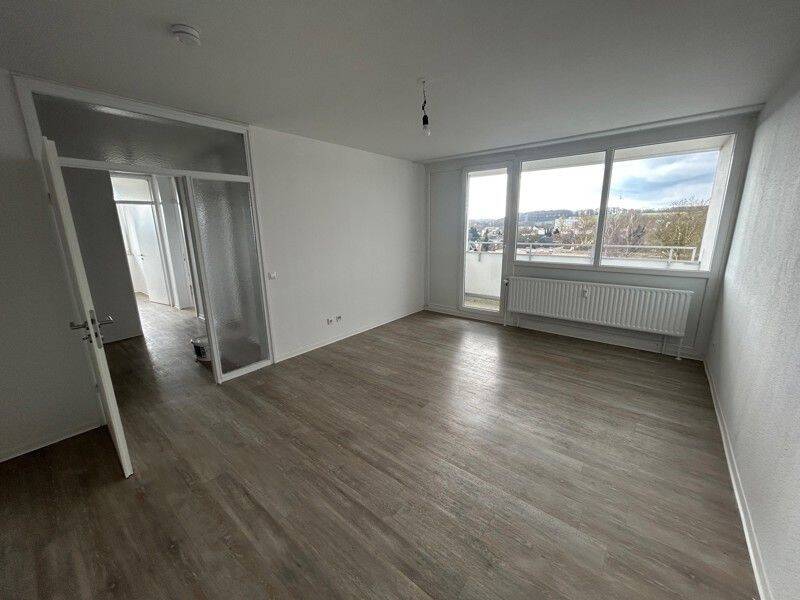 schöne 4-Zimmer-Wohnung komplett renoviert, 44357 Dortmund (Bodelschwingh Nette Oestrich Westerfilde)