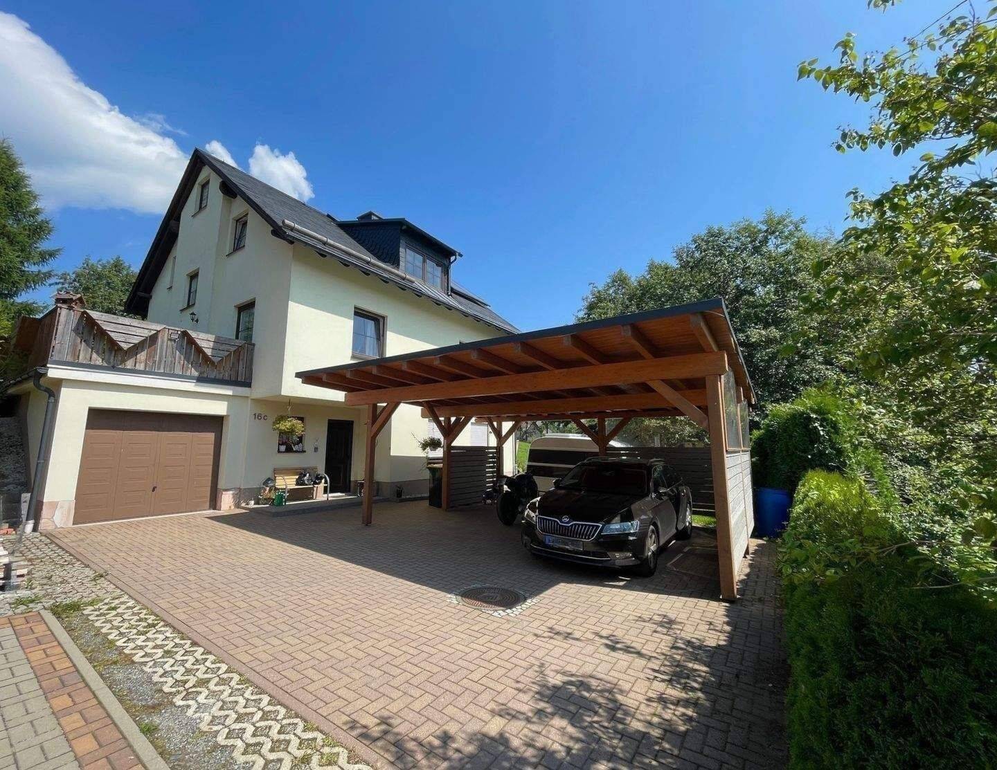 Exklusives Einfamilienhaus mit Ferien-/Einliegerwohnung in Traumlage von Oberwiesenthal – Ihr persönliches Paradies inmitten der Natur, 9484 Oberwiesenthal