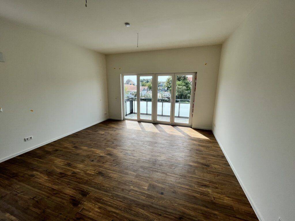 Gepflegte 4-Zimmer-Neubau-Wohnung im Herzen von Nauen zu vermieten, 14641 Nauen