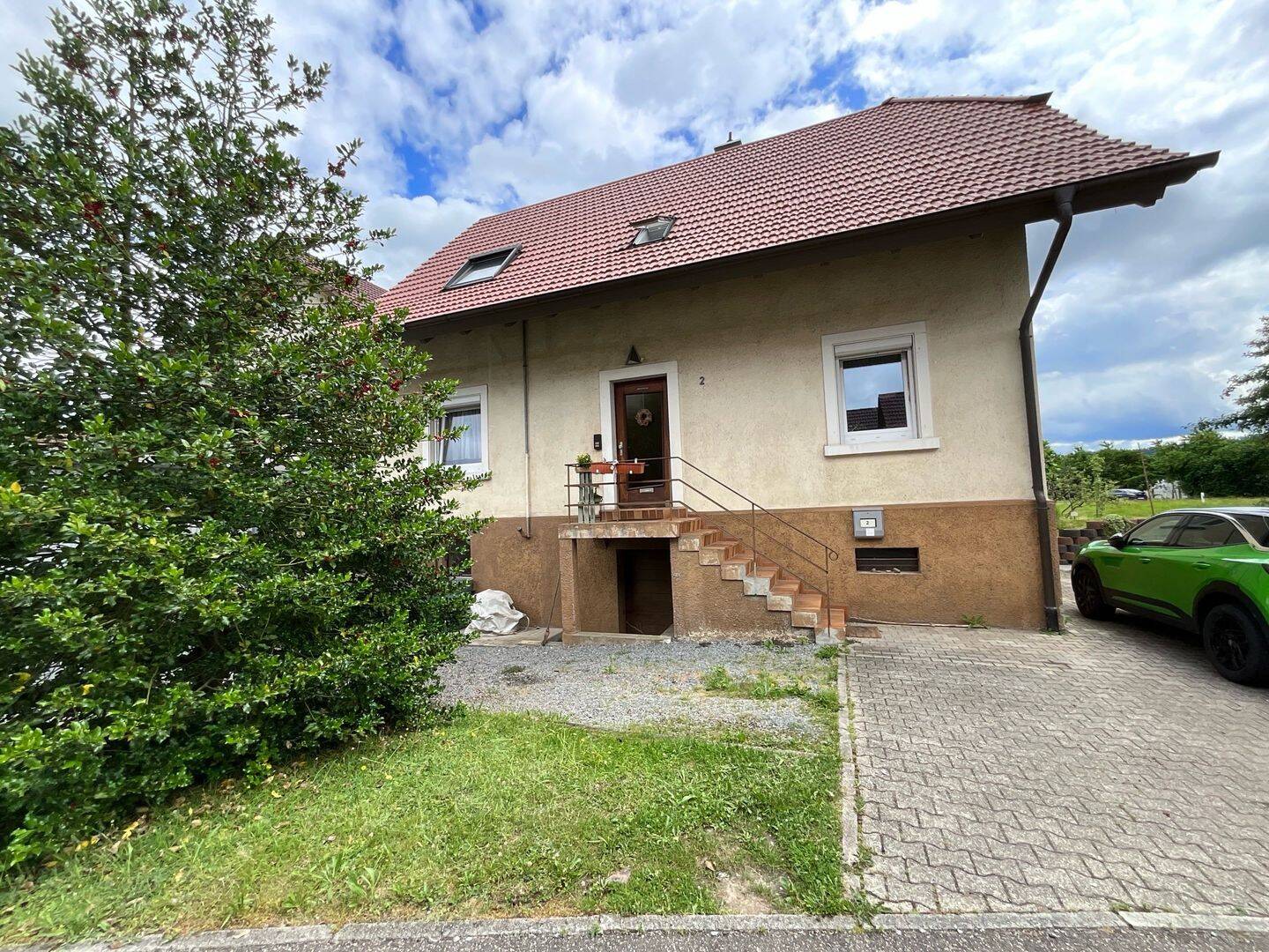 Vermietetes Zweifamilienhaus in ruhiger Lage von Gengenbach-Reichenbach, 77723 Gengenbach