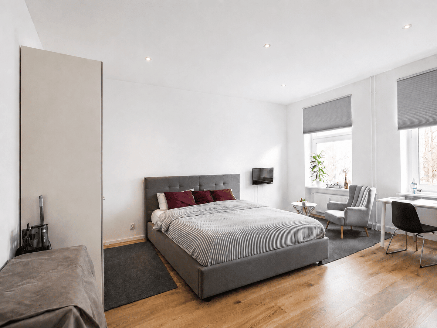 Stilvoll möbliertes Altbau-Apartment mit hochwertiger Ausstattung in Berlin-Charlottenburg, 10589 Berlin (Charlottenburg-Wilmersdorf Charlottenburg Kolonie Gerickes Hof)