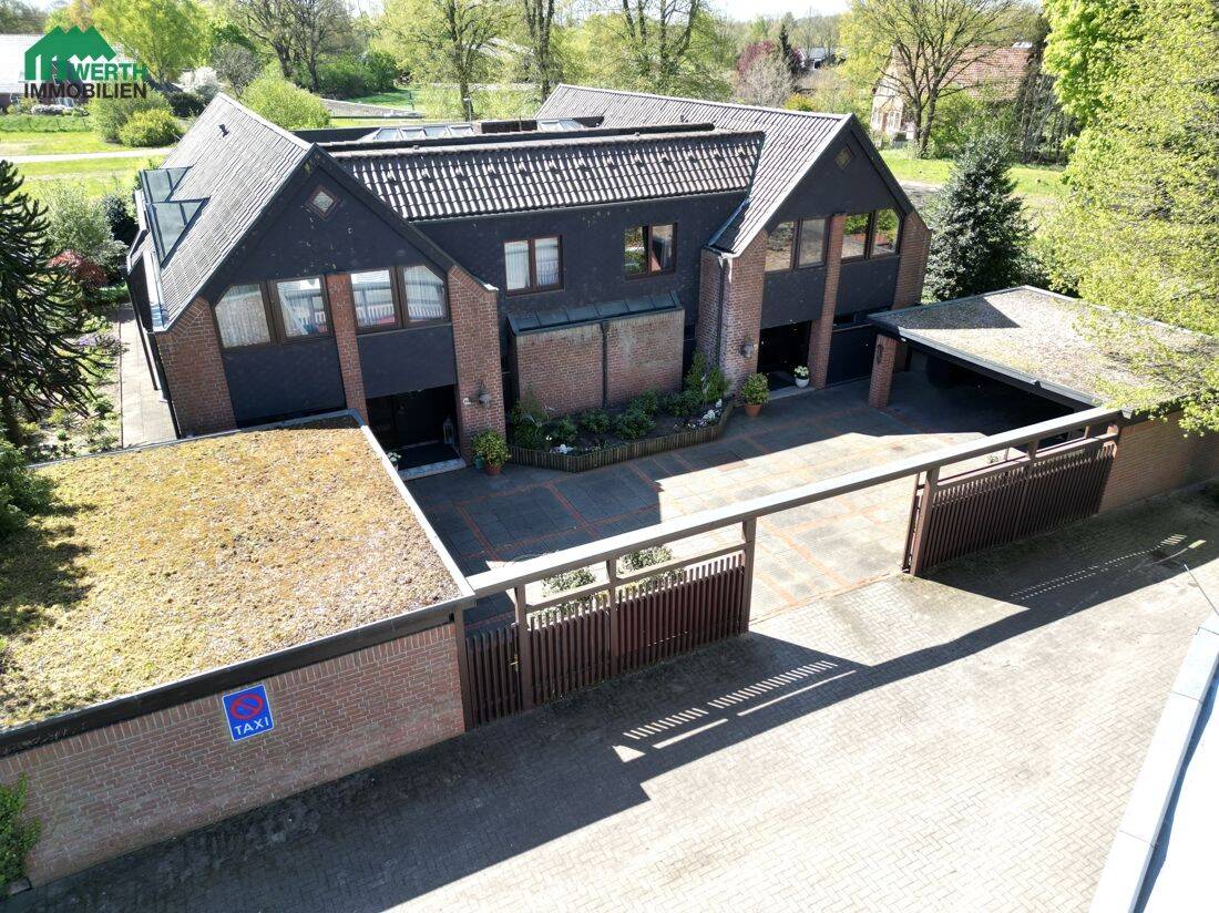 Großzügiges Familien- und Unternehmeranwesen mit zwei Wohnbereichen und zusätzlichen Möglichkeiten in Bevern, 27432 Alfstedt