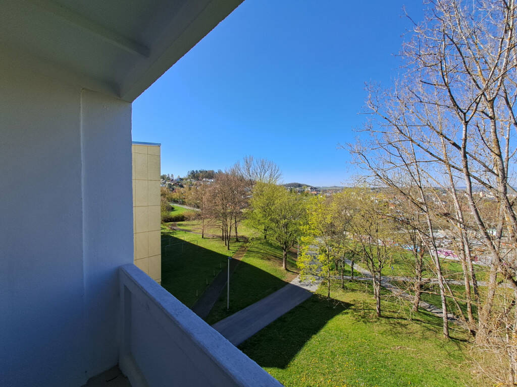 image-72418993