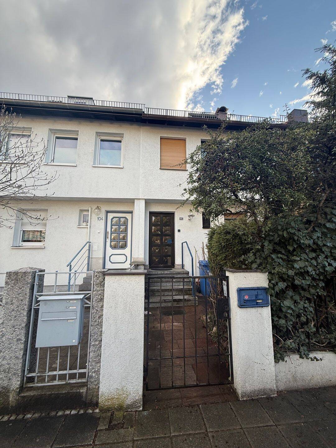 Charmantes Reihenmittelhaus mit Garten in ruhiger Lage, 90480 Nürnberg (Gleißhammer Mögeldorf Tiergarten Weichselgarten Zerzabelshof)
