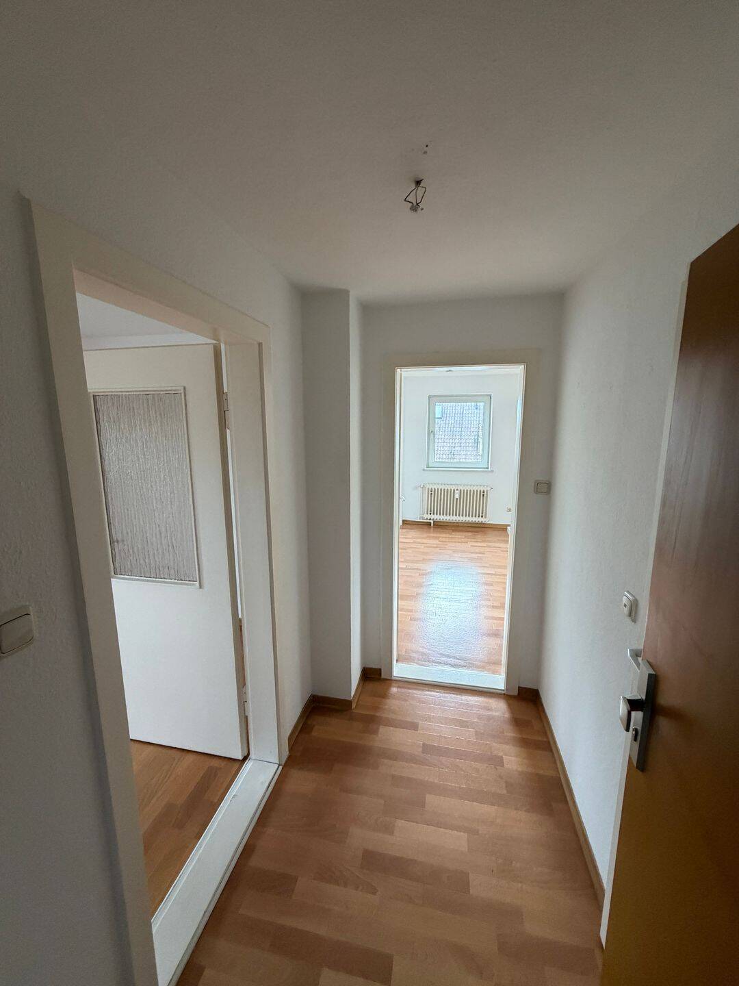 Gemütliche Dachgeschosswohnung mit Charme und guter Raumaufteilung, 24326 Ascheberg (Holstein)