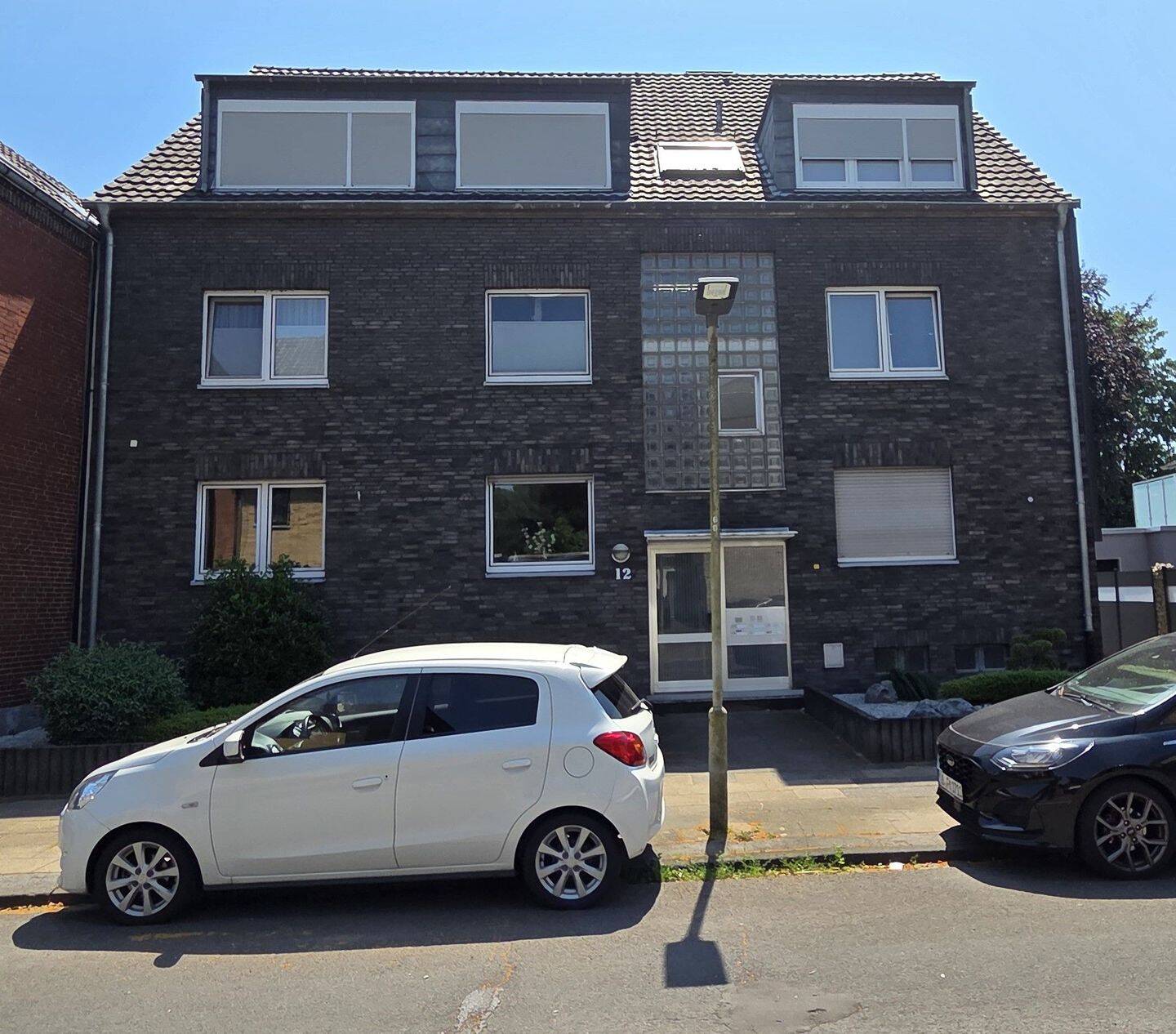 TOP!!! RENOVIERTE + TOP AUFGETEILTE 2 ZIMMER ERDGESCHOSS WOHNUNG mit BALKON in OBERHAUSEN – KLOSTERHARDT – SÜD!!!, 46119 Oberhausen
