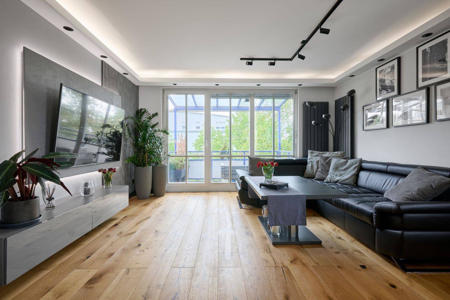 Exklusive Designer Wohnung mit Balkon, hochwertiger Komplettrenovierung und luxuriöser Ausstattung!, 85622 Feldkirchen