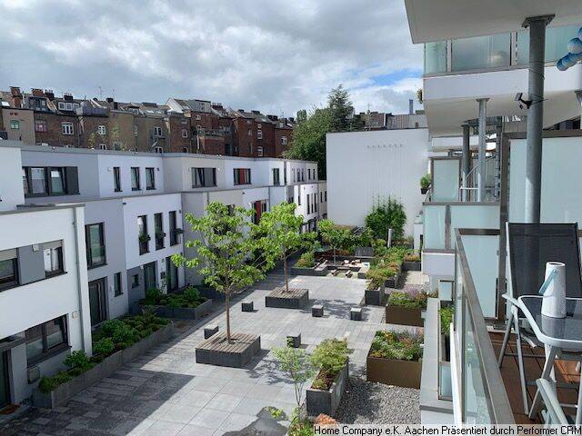 Frankenberger Viertel: Hochwertig-modern möbl. 3-Zi.-Whng. m. Balkon u. Stellpl.-Mögl.