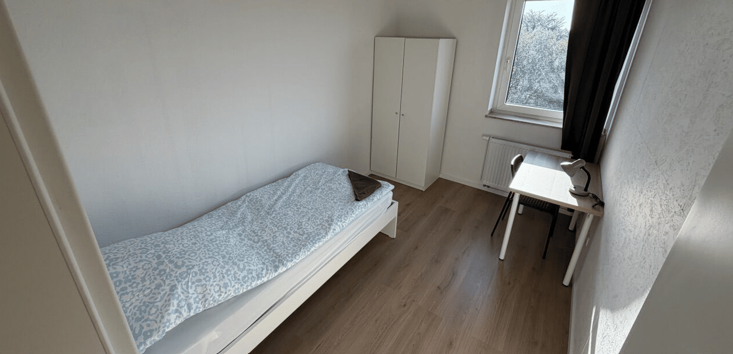 Zimmer 1 in 16er WG,Bövinhausenstr 17 WE4, 44388 Dortmund