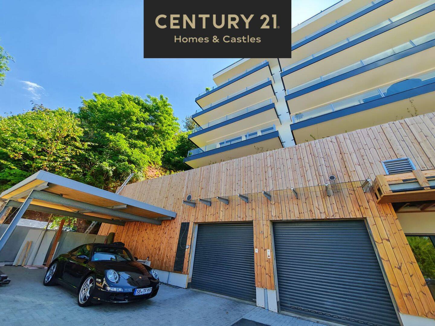 LUXUS PUR: 146m² NEUBAU-Wohnung mit tollem Fernblick über SB in Toplage, große Terrasse und Garage, 66119 Saarbrücken