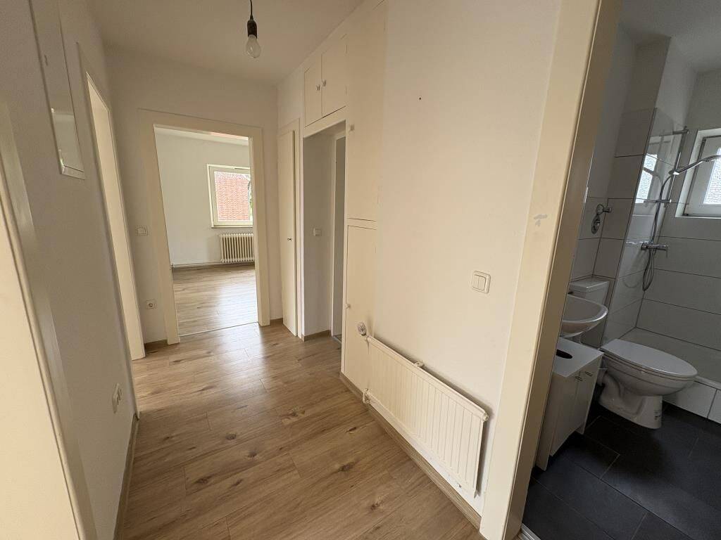 Einziehen und wohlfühlen – helle 4-Zimmer-Wohnung in Wilhelmshaven Voslapp!, 26388 Wilhelmshaven