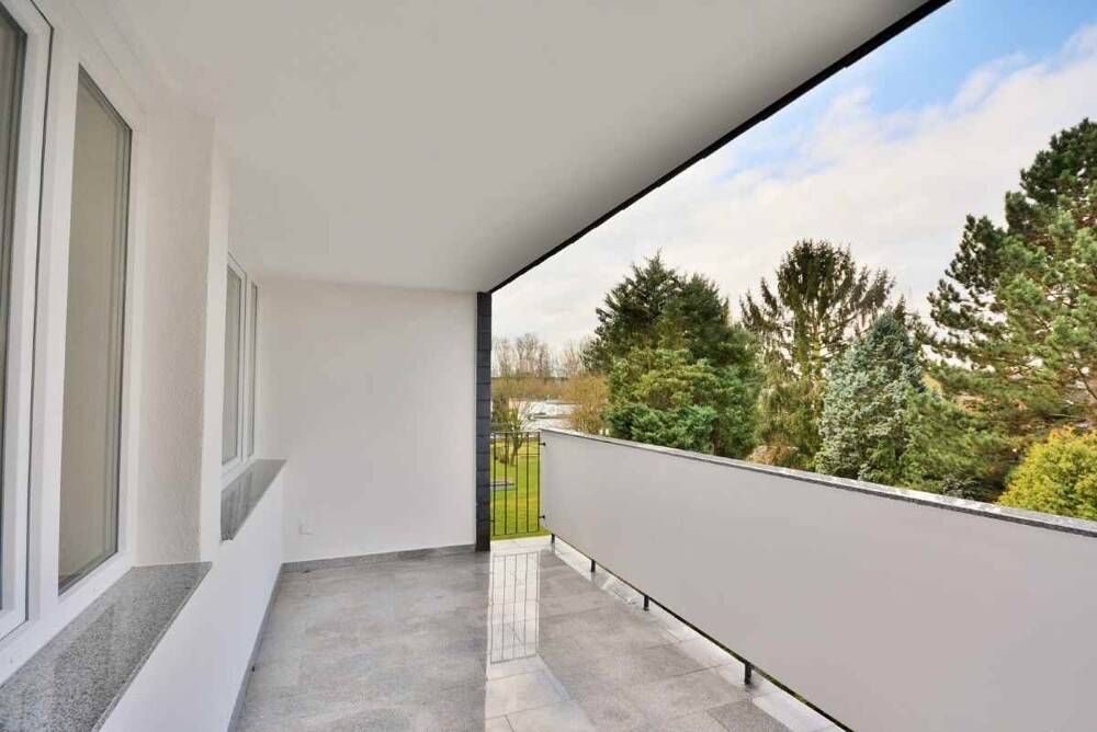 Stilvoll wohnen im Grünen-gepflegte 3,5-Zimmer Wohnung mit großer Loggia in Köln-Lövenich, 50859 Köln (Lindenthal Lövenich Weiden Widdersdorf)