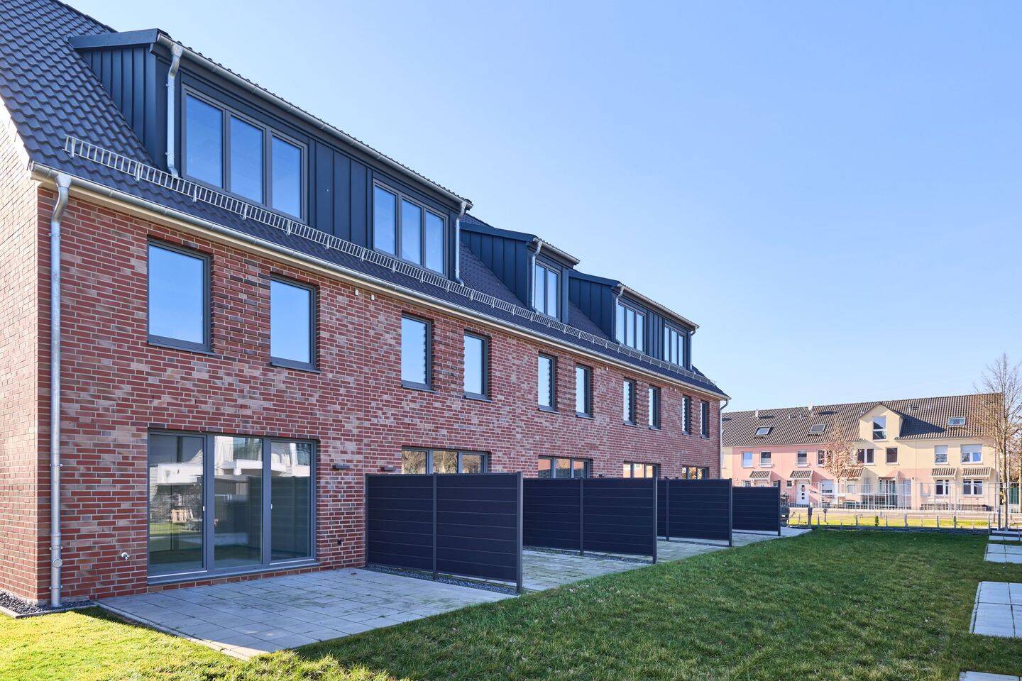 Neubau-Reihenmittelhaus D2 – Hans-Hackmack-Straße in Bremen-Arsten, 28279 Bremen (Arsten Habenhausen Huckelriede)