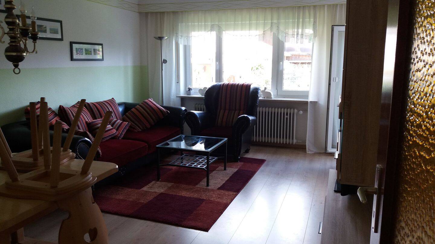 Vermietete 3 Zimmer Wohnung mit Balkon und Schwimmbad., 87527 Sonthofen