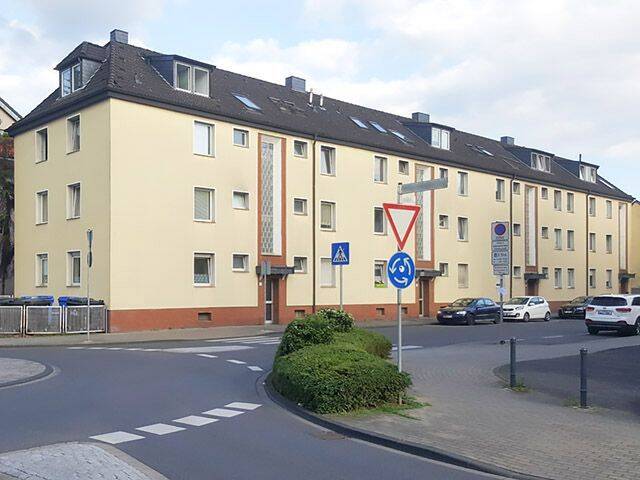 Gemütliche 2 Zimmer Dachgeschosswohnung, 51379 Leverkusen (Opladen)