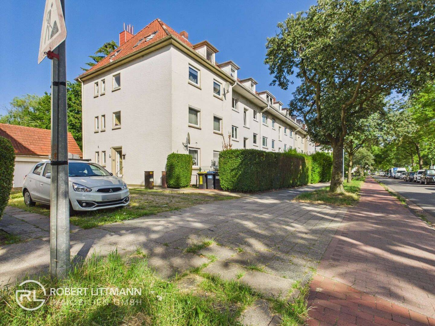 Gepflegte 2,5-Zimmer-Erdgeschosswohnung mit Balkon, 28199 Bremen (Alte Neustadt Hohentor Neuenland Neustadt)