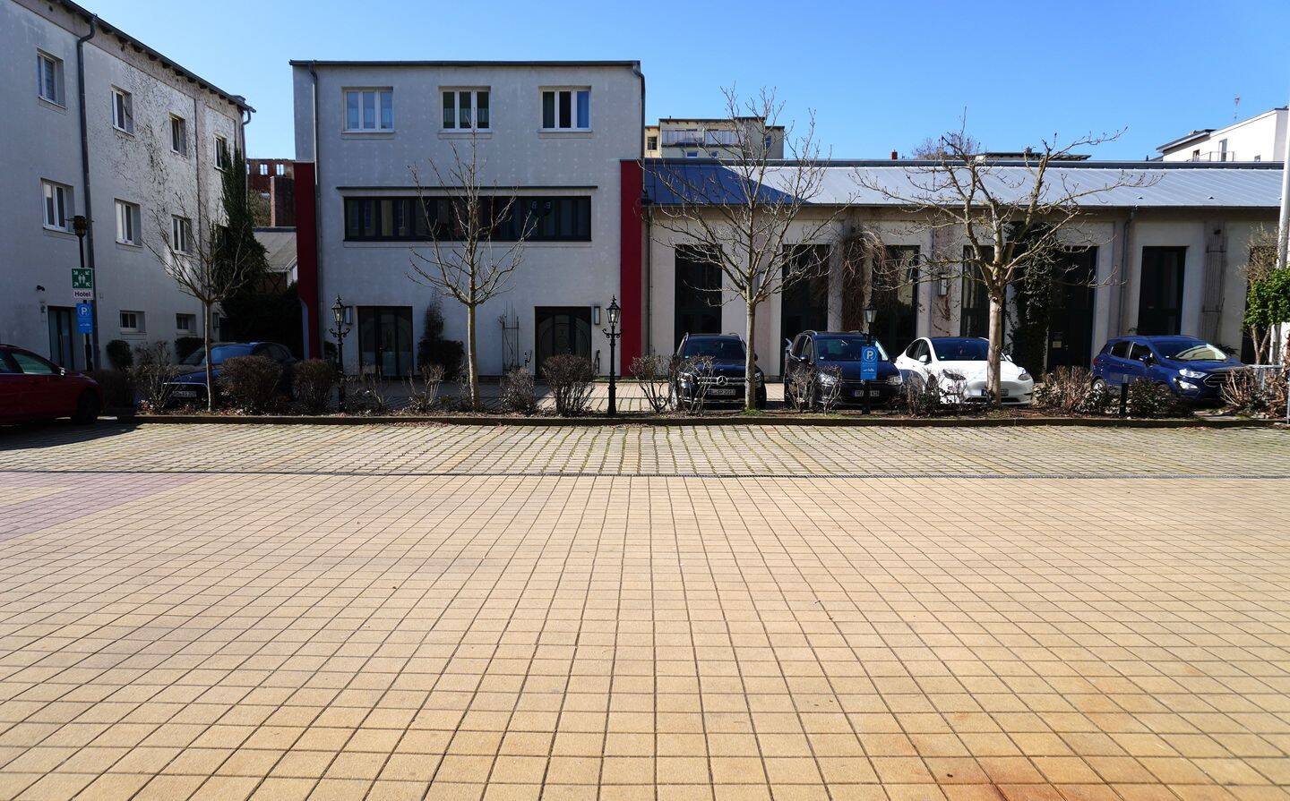 Große Familienwohnung in Geras Zentrum, 7545 Gera (Bieblach Innenstadt Ostviertel Pforten Untermhaus)