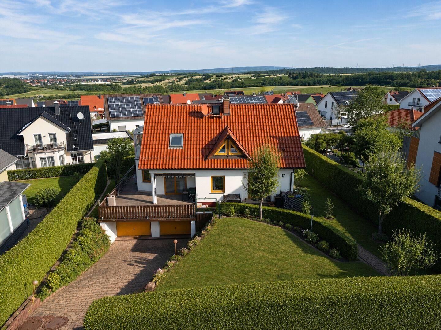 Familienfreundliches Einfamilienhaus mit Vollkeller und Südwest-Terrasse, 99099 Erfurt