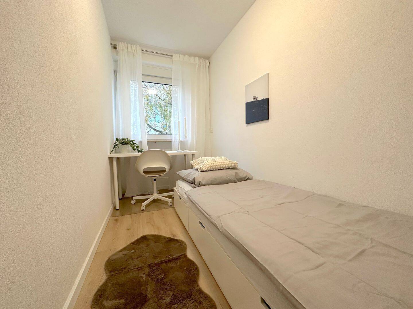 Zimmer frei in moderner 5er WG in Frankfurt Nied – Coventrystraße 65!, 65934 Frankfurt am Main (Höchst Nied)