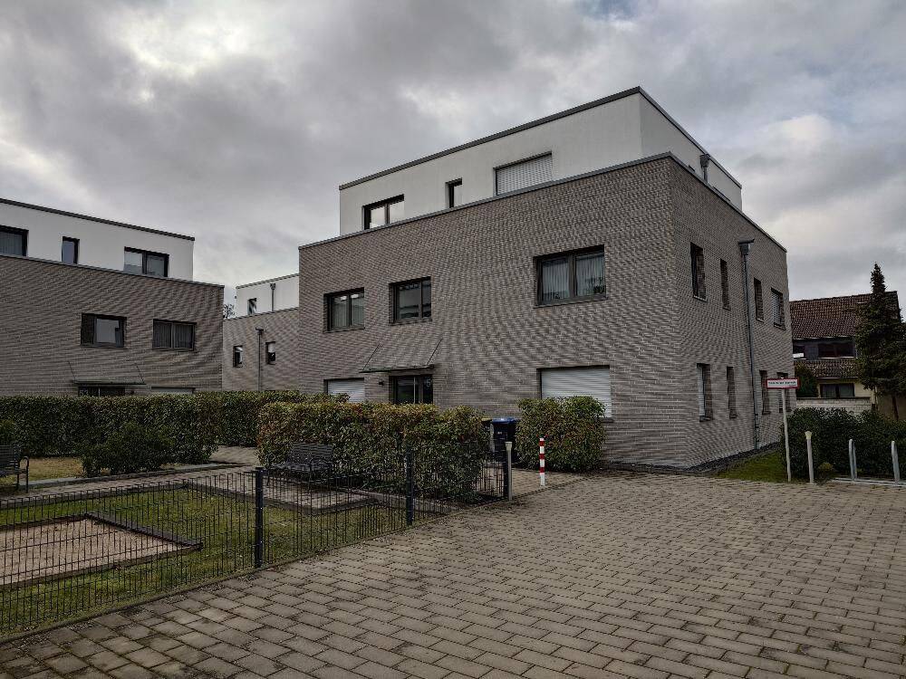 Schöne 2-Zimmerwohnung mit Balkon und Aufzug, 51143 Köln (Porz Langel Zündorf)