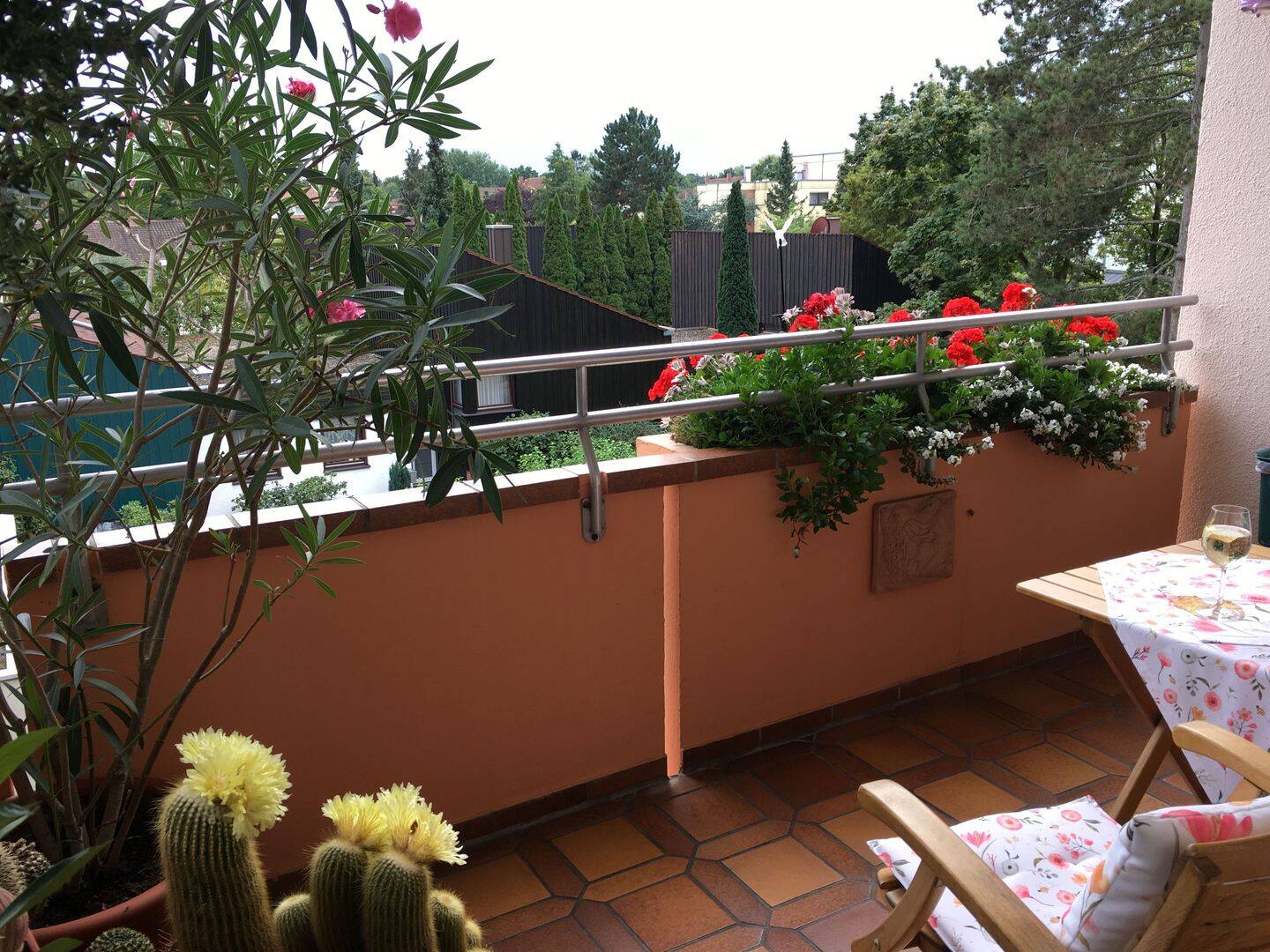 Gepflegte 3-Zimmer-Eigentumswohnung mit Südwest-Balkon und Tiefgarage – Nürnberg Röthenbach / Grenze Eibach, 90449 Nürnberg (Gebersdorf Neuröthenbach Röthenbach bei Schweinau)