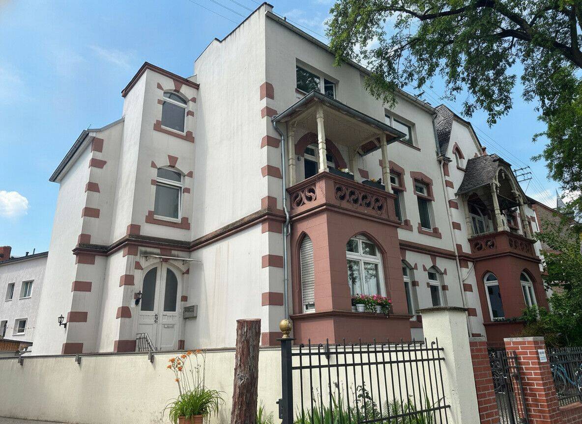 Modernisiert, hell und komfortabel: 3 Zimmer mit zwei Balkonen zum direkt Einziehen und Wohlfühlen!, 65201 Wiesbaden (Dotzheim Frauenstein Schierstein)