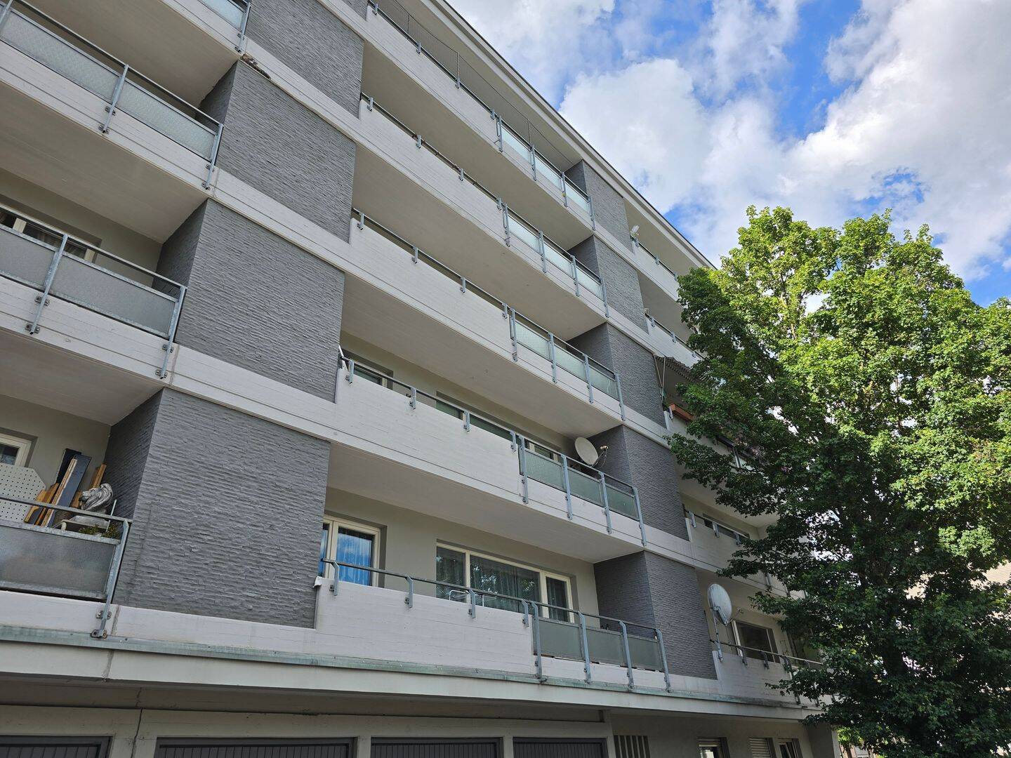 4-Zimmer-Wohnung mit Balkon und Aufzug Nähe Inselschule, 75175 Pforzheim