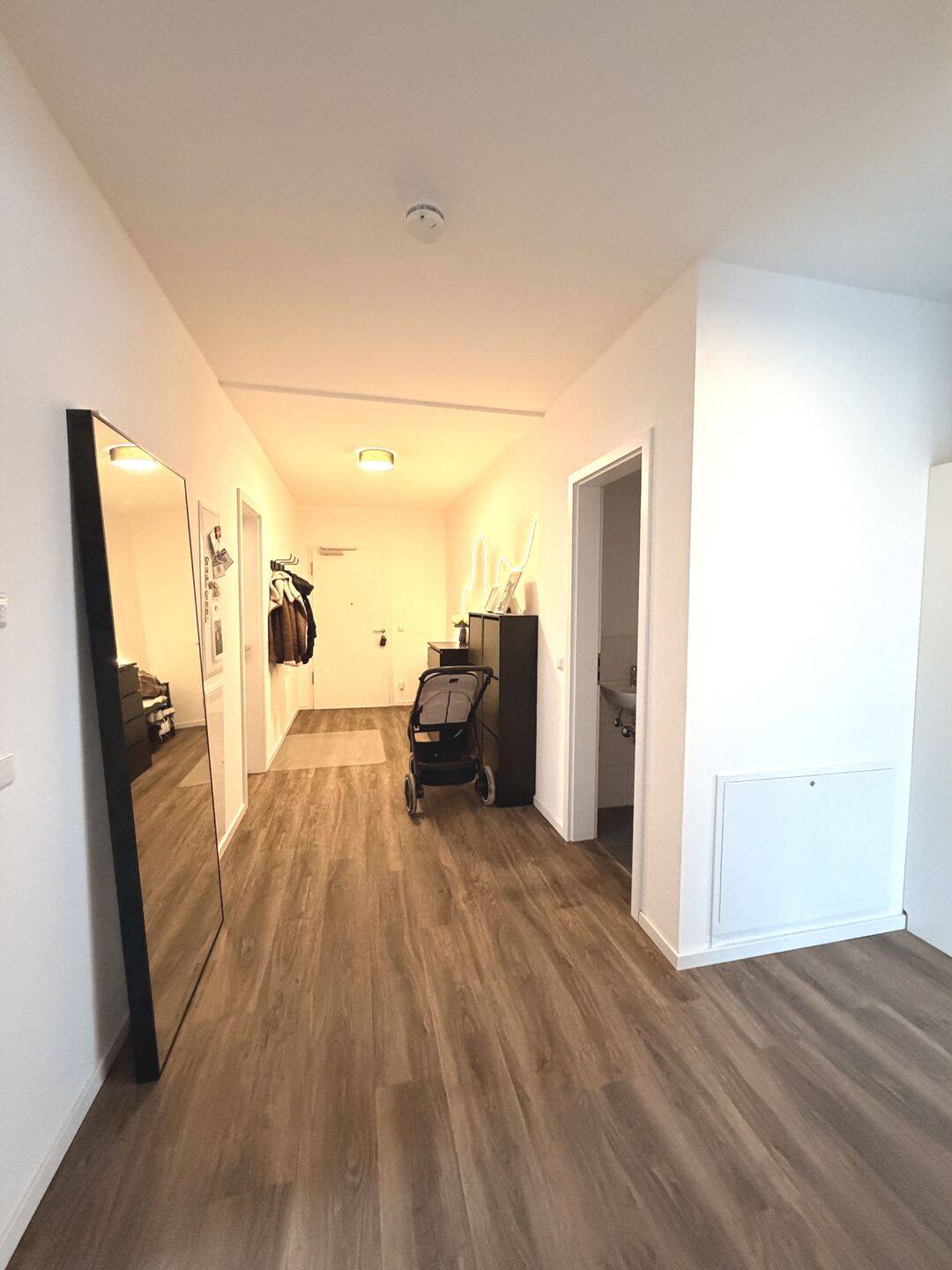 3 Zimmer Wohnung mit 2 Balkone, Abstellraum, Keller und Stellplatz (WE 7), 91187 Röttenbach