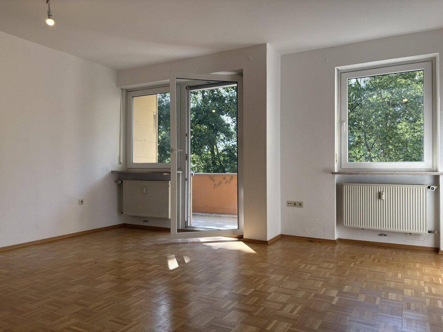 Helle 3-Zimmer-Wohnung mit Balkon und viel Potenzial – sofort verfügbar und Provisionsfrei, 94034 Passau (Altstadt Grubweg Hacklberg Hals)
