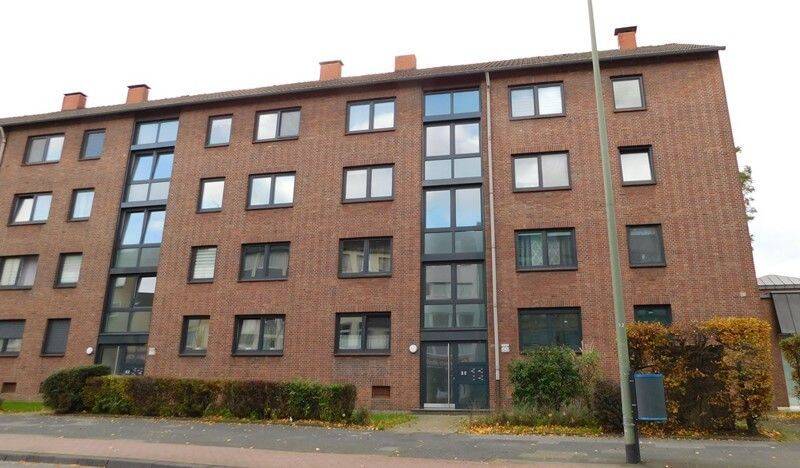 Absolut zentral gelegene 3-Raum-Wohnung mit Balkon !, 47057 Duisburg (Dellviertel Hochfeld Neudorf-Nord Neudorf-Süd)