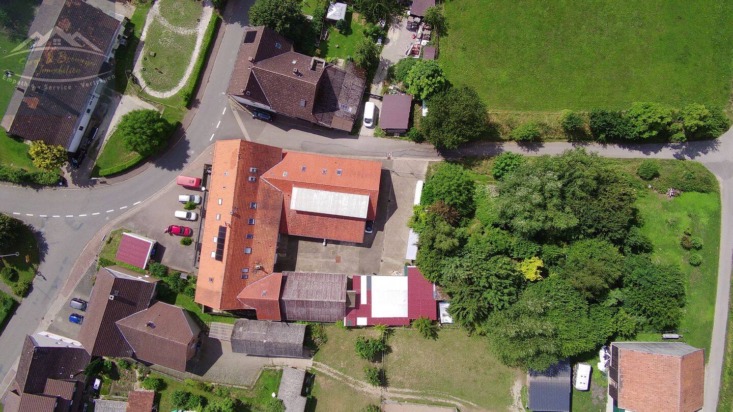 Eindrucksvolles MFH / Gästehaus und Gasthaus, 37586 Dassel