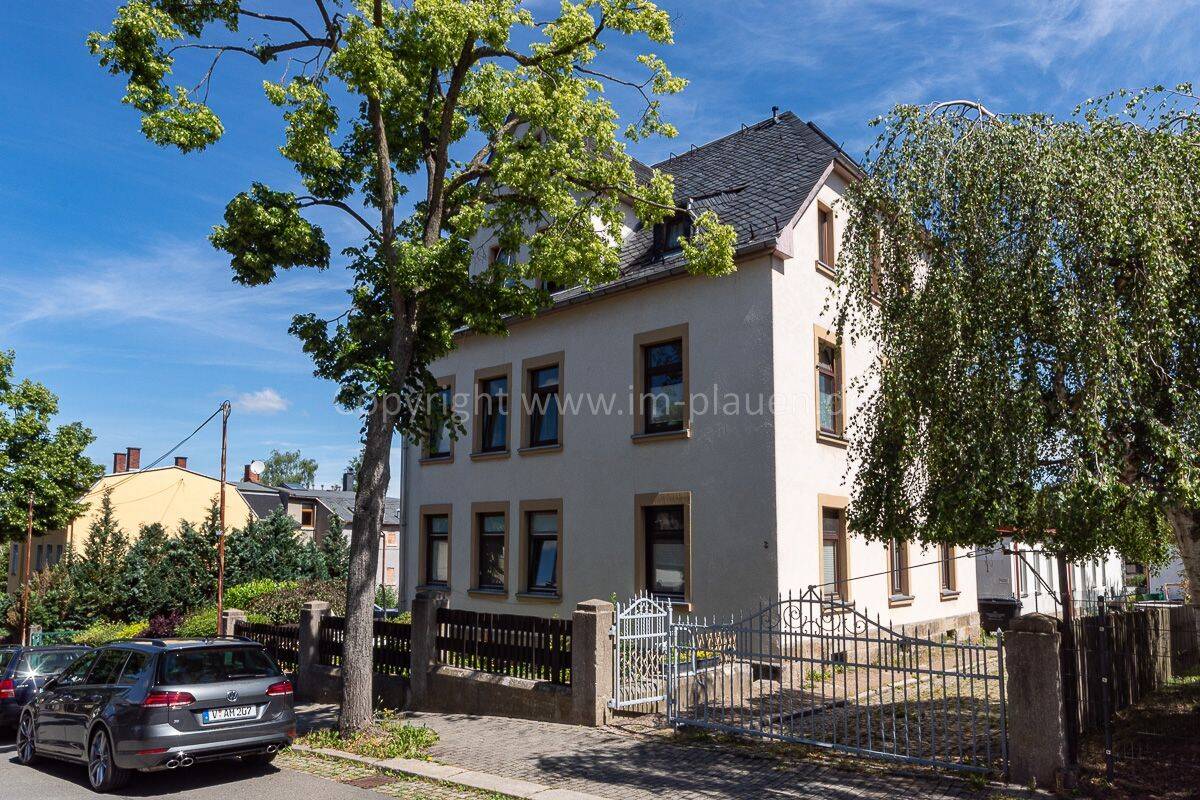 teil vermietetes Mehrfamilienhaus zum Kauf in Rodewisch nahe Auerbach und Plauen – 6 Wohneinheiten, 8228 Rodewisch