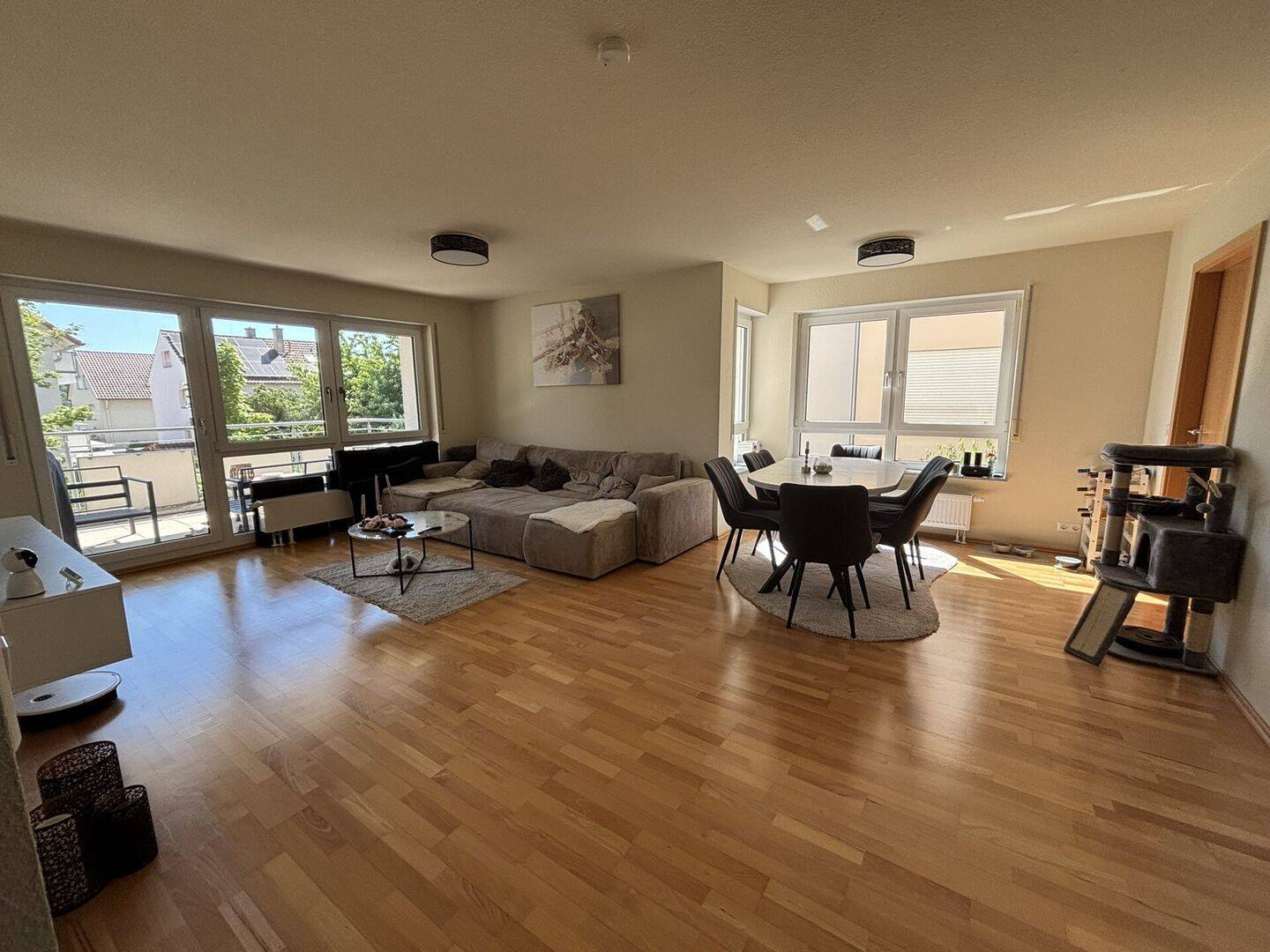 Seniorengerechte 3,5 Zimmer Wohnung mit großzügigem Südbalkon, 71642 Ludwigsburg
