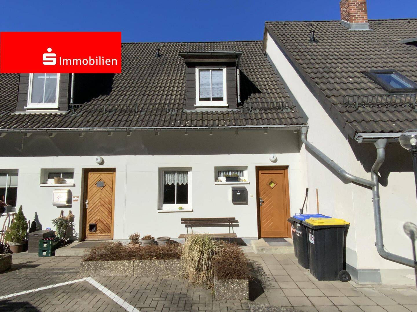 Reihenmittelhaus – ETW im Reihenhausstil, 7338 Leutenberg