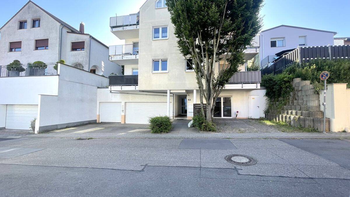 Komfortabel wohnen und bequem parken – Attraktives 1-Zimmer- Apartment mit Stellplatz in Mainz, 55126 Mainz (Finthen Layenhof)