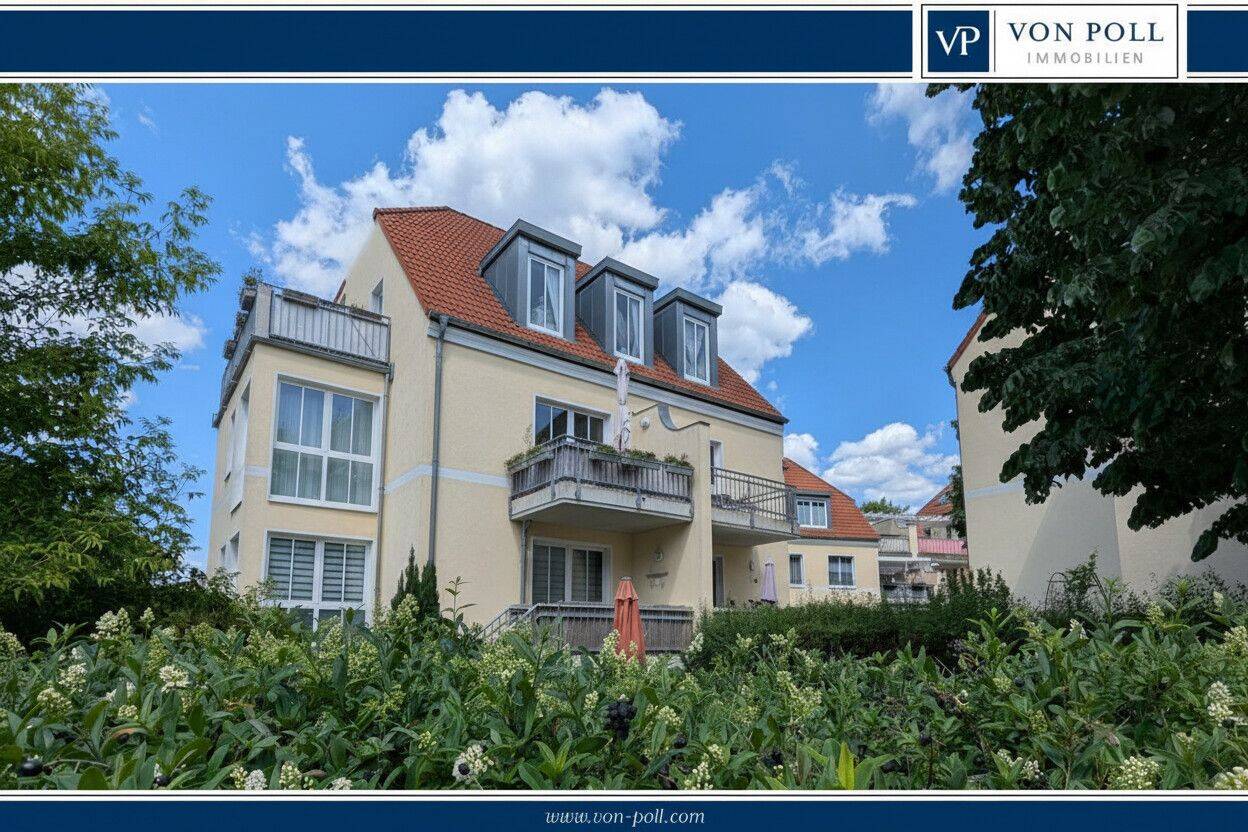 ! Sehr schöne 2-Zimmer Wohnung mit Terrasse, kleinem Gartenanteil und PKW-Stellplatz !, 16562 Hohen Neuendorf