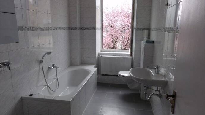 ruhige und gepflegte 2-Zimmer-Wohnung in Nürnberg, frei ab 01.10.2026, 90429 Nürnberg